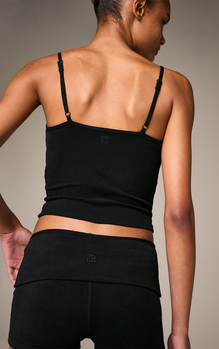 https://mediahub.prettylittlething.com/cnm2165_black_xl_3