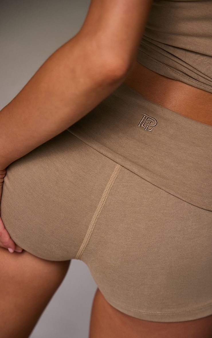 https://mediahub.prettylittlething.com/cnm2166_sage%20green_xl_3