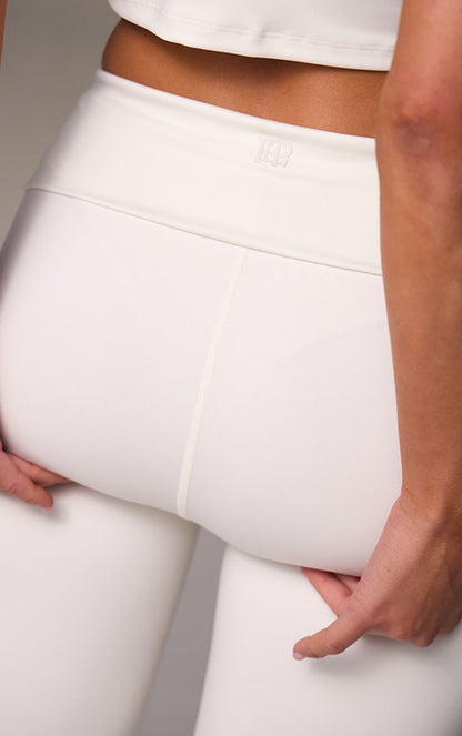 https://mediahub.prettylittlething.com/cnm2174_cream_xl_3