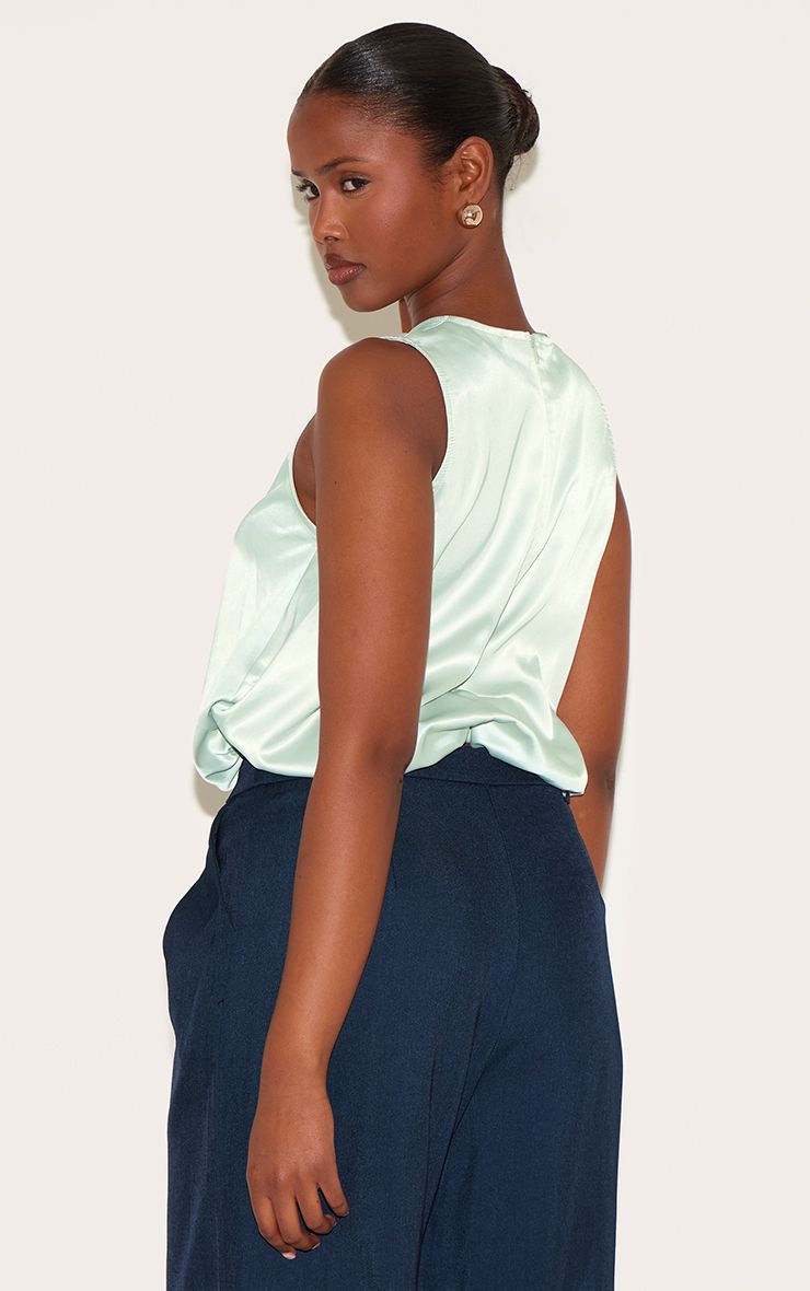 https://mediahub.prettylittlething.com/cnm2403_sage%20green_xl_1