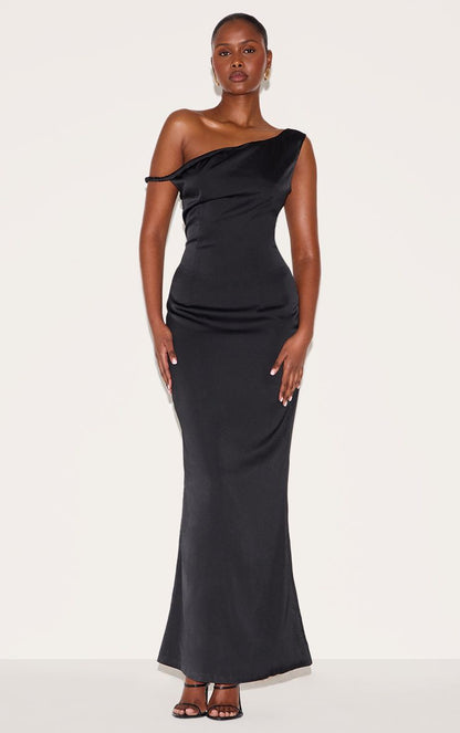 https://mediahub.prettylittlething.com/cnm2451_black_xl
