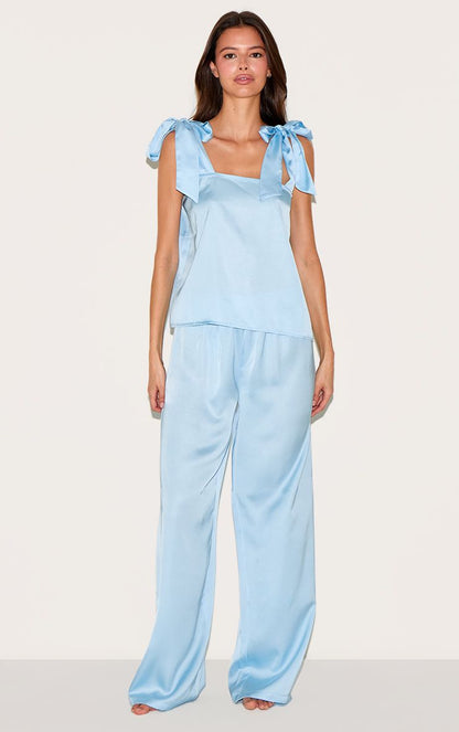 https://mediahub.prettylittlething.com/cnm2461_baby%20blue_xl