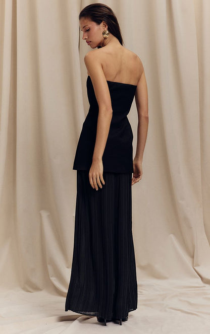 https://mediahub.prettylittlething.com/cnm2910_black_xl_1