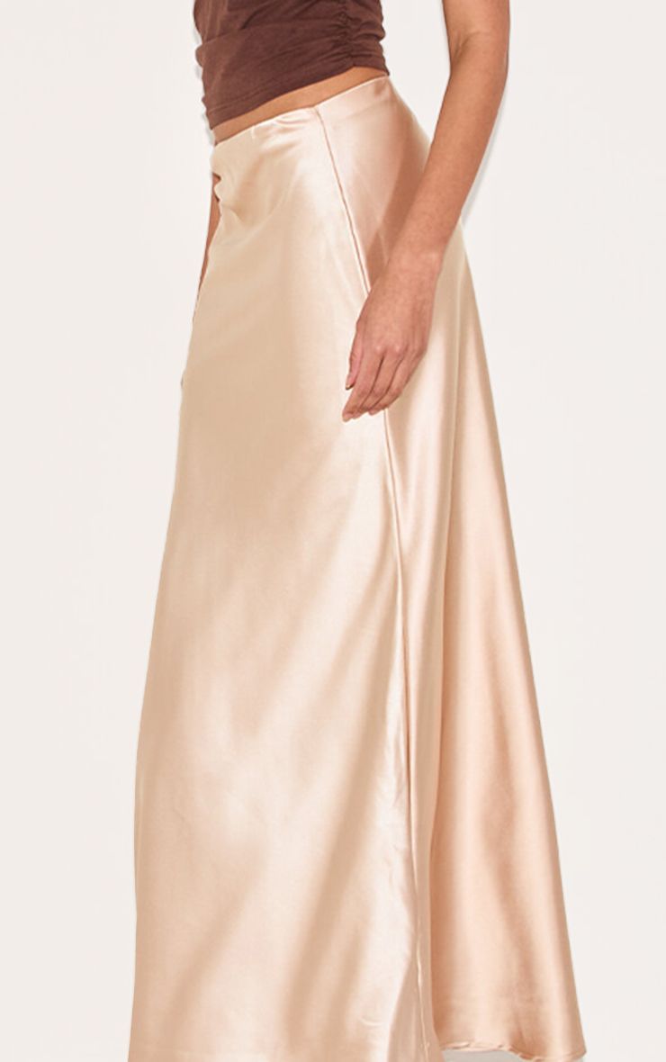 https://mediahub.prettylittlething.com/cnm3100_champagne_xl_3