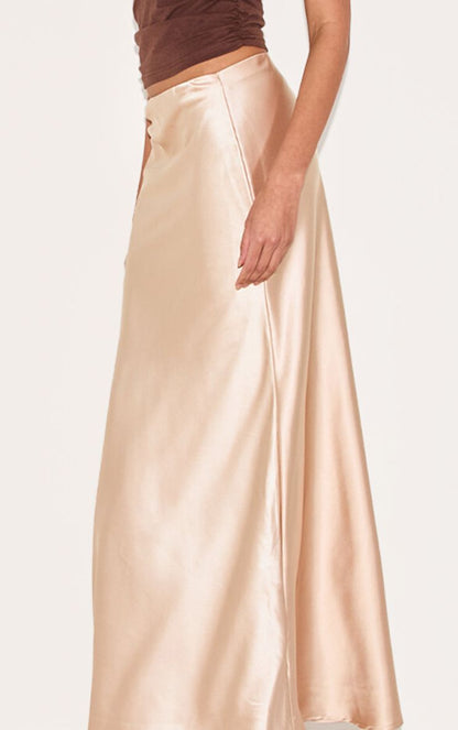 https://mediahub.prettylittlething.com/cnm3100_champagne_xl_3