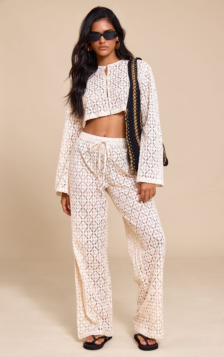 https://mediahub.prettylittlething.com/cnm3201_cream_xl_2