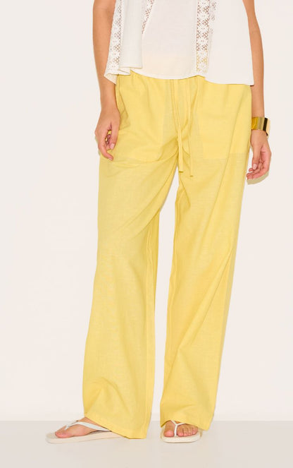 https://mediahub.prettylittlething.com/cnm3512_lemon_xl