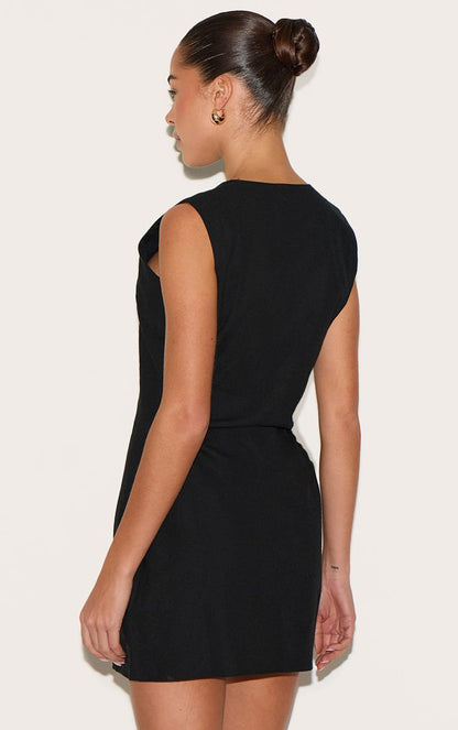 https://mediahub.prettylittlething.com/cnm3579_black_xl_1