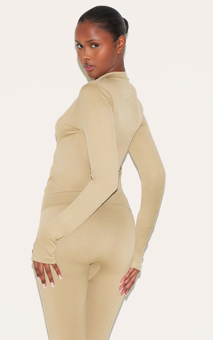 https://mediahub.prettylittlething.com/cnm3803_olive_xl_1