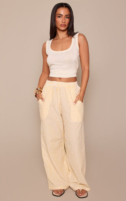 https://mediahub.prettylittlething.com/cnm3993_lemon_xl