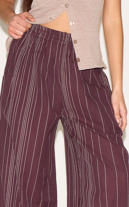 https://mediahub.prettylittlething.com/cnm3994_chocolate_xl_3