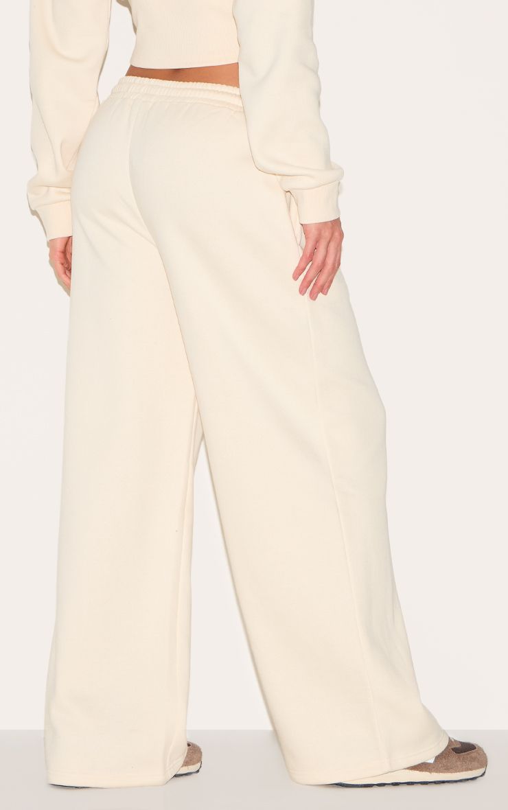 https://mediahub.prettylittlething.com/cnm4324_cream_xl_2