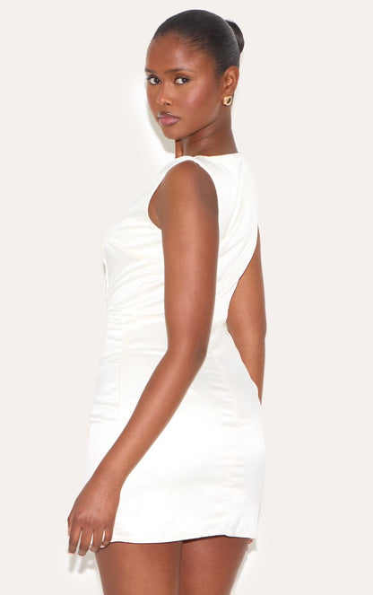 https://mediahub.prettylittlething.com/cnm4702_natural_xl_1