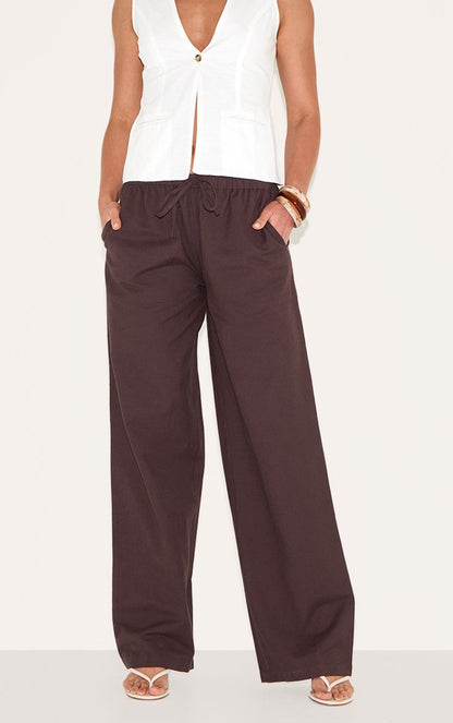 https://mediahub.prettylittlething.com/cnm5629_chocolate_xl_1