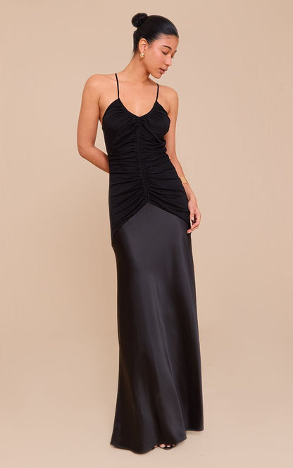 https://mediahub.prettylittlething.com/cnm5947_black_xl_3