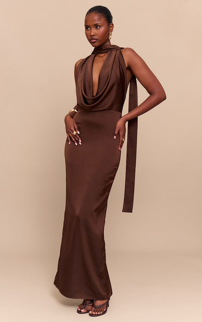 https://mediahub.prettylittlething.com/cnm5957_chocolate_xl_2
