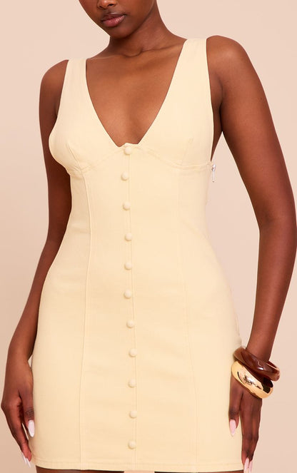 https://mediahub.prettylittlething.com/cnm6007_lemon_xl_3