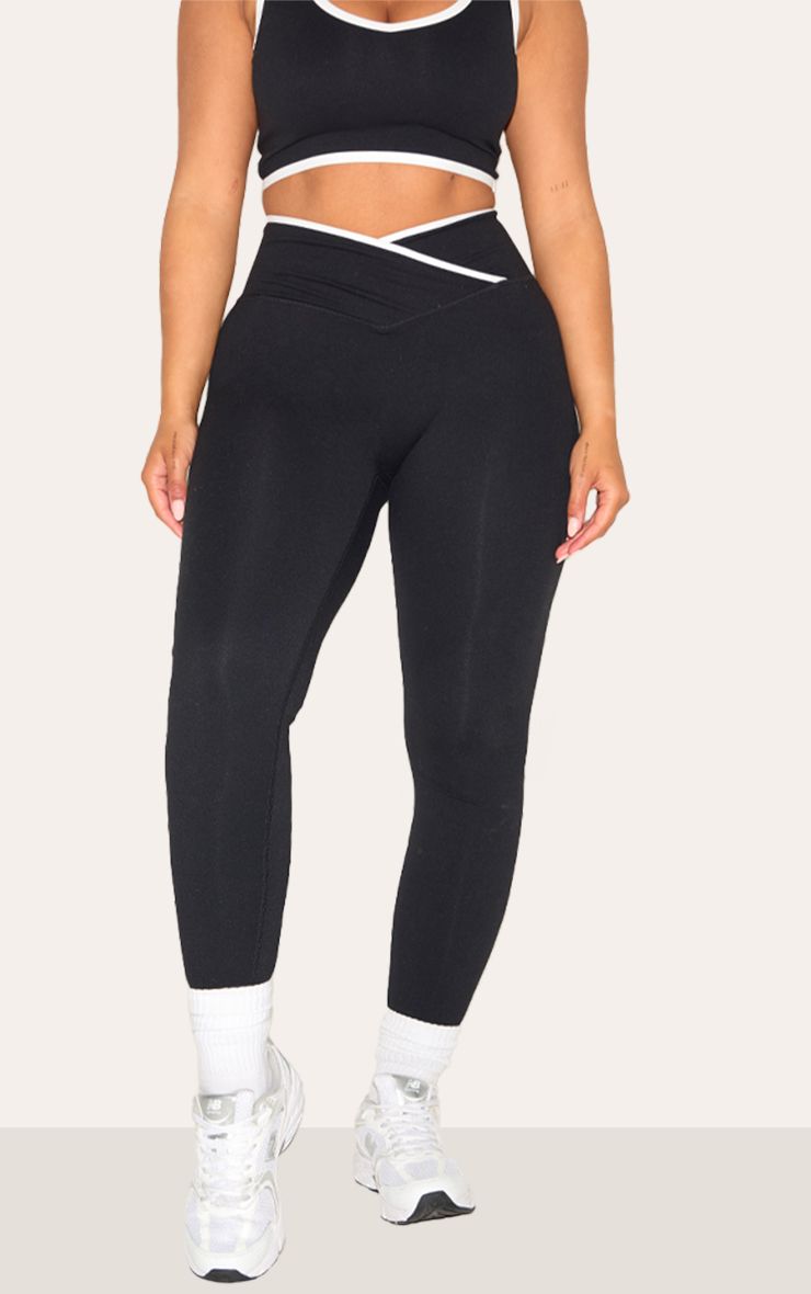 https://mediahub.prettylittlething.com/cnm6283_black_xl_1