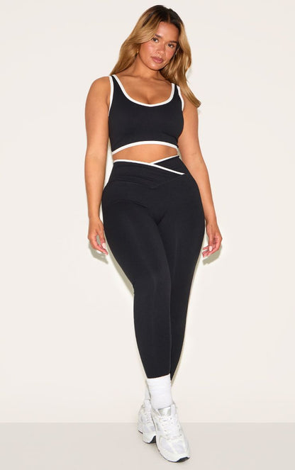 https://mediahub.prettylittlething.com/cnm6285_black_xl_2