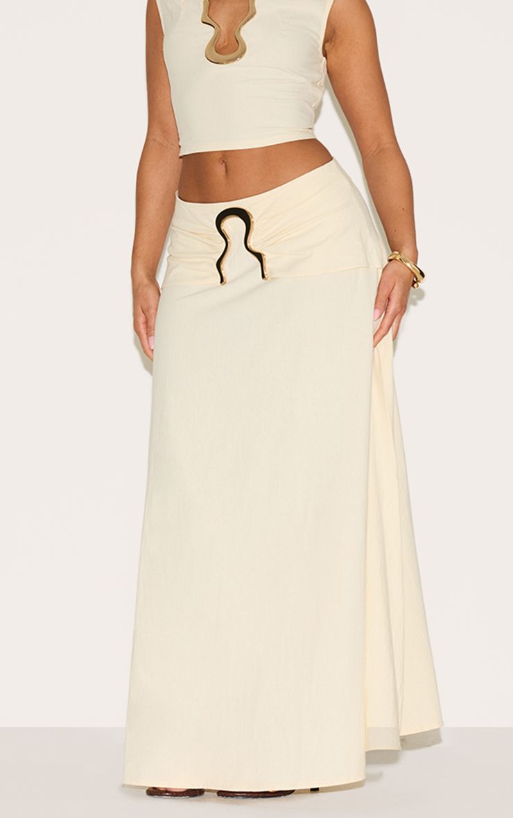 https://mediahub.prettylittlething.com/cnm6337_cream_xl_1