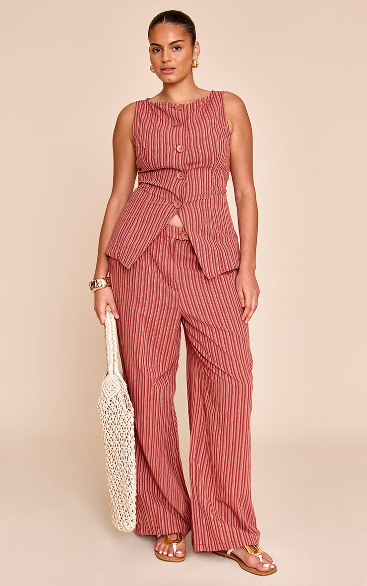 https://mediahub.prettylittlething.com/cnm6528_red_xl_2