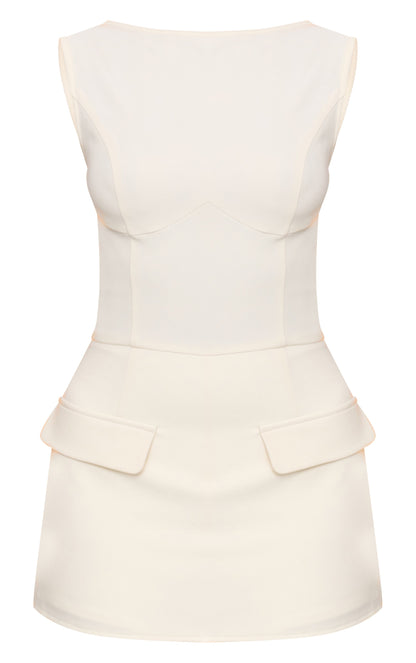 https://mediahub.prettylittlething.com/cnm6539_lemon_xl_4