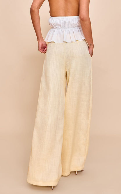 https://mediahub.prettylittlething.com/cnm7337_pale%20yellow_xl_2