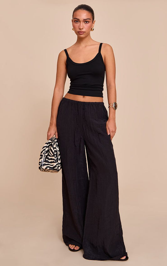 https://mediahub.prettylittlething.com/cnm7364_black_xl
