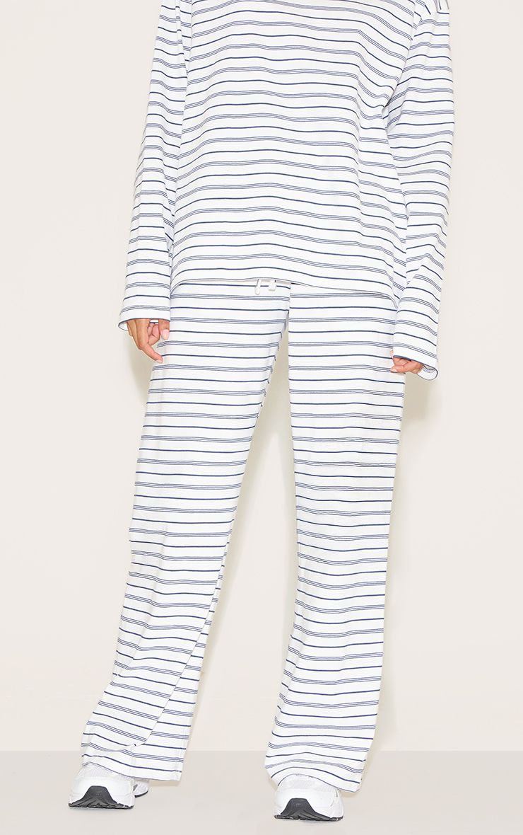 https://mediahub.prettylittlething.com/cnm7416_navy_xl_1