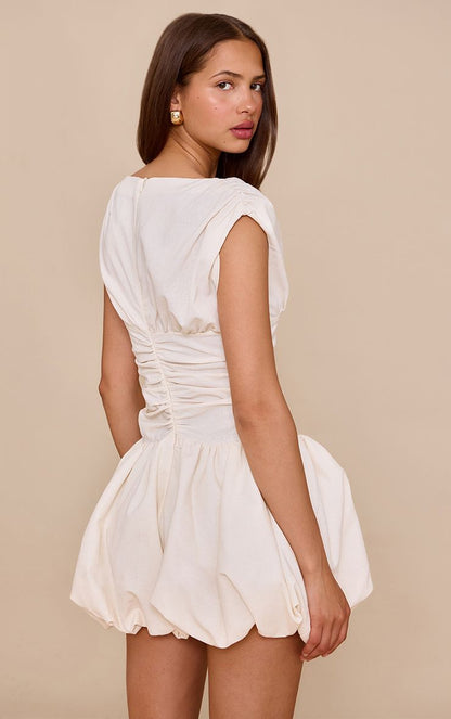https://mediahub.prettylittlething.com/cnm7490_cream_xl_1