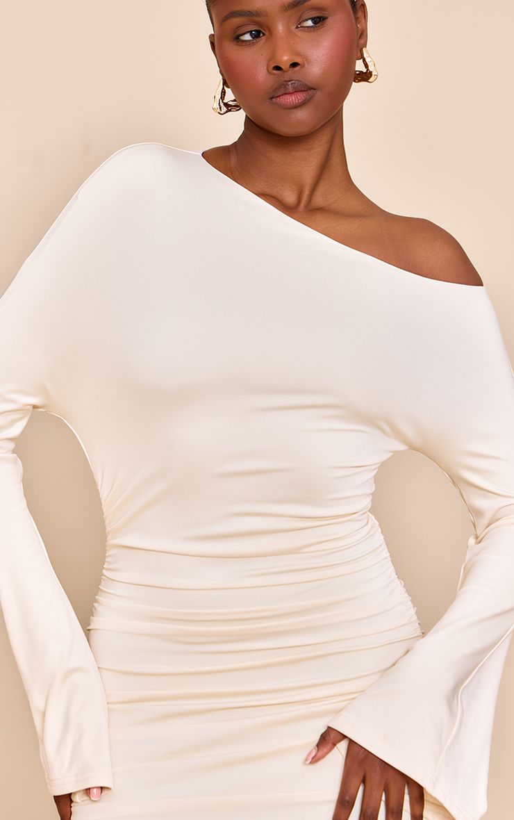 https://mediahub.prettylittlething.com/cnm7540_cream_xl_3