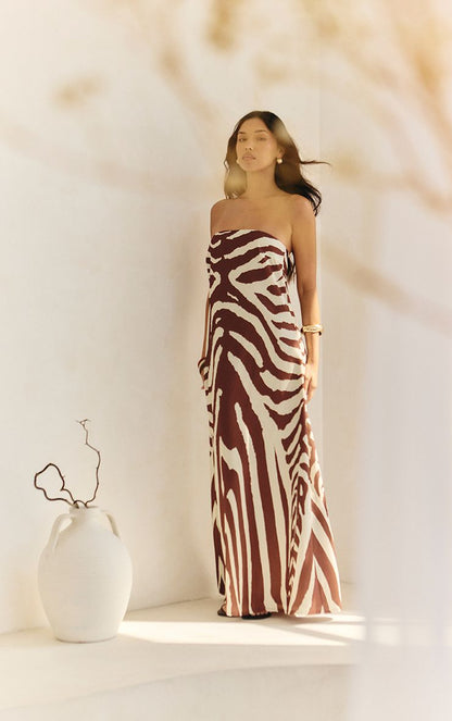 https://mediahub.prettylittlething.com/cnm7595_tan_xl_3