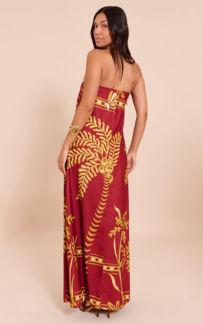 https://mediahub.prettylittlething.com/cnm7596_deep%20red_xl_1