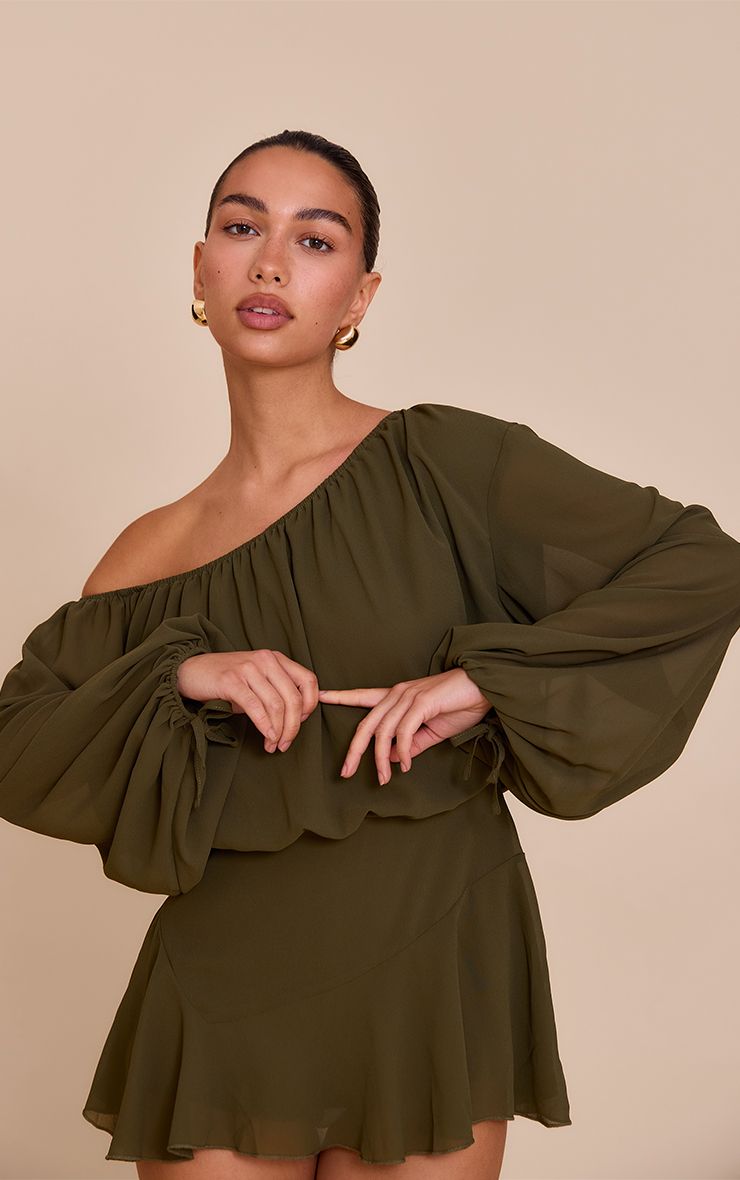 https://mediahub.prettylittlething.com/cnm7688_dark%20olive_xl_3