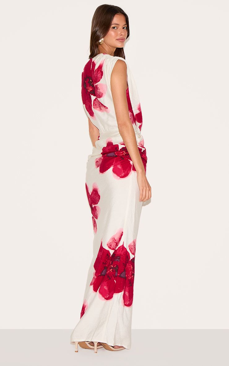 https://mediahub.prettylittlething.com/cnm7926_red_xl_1