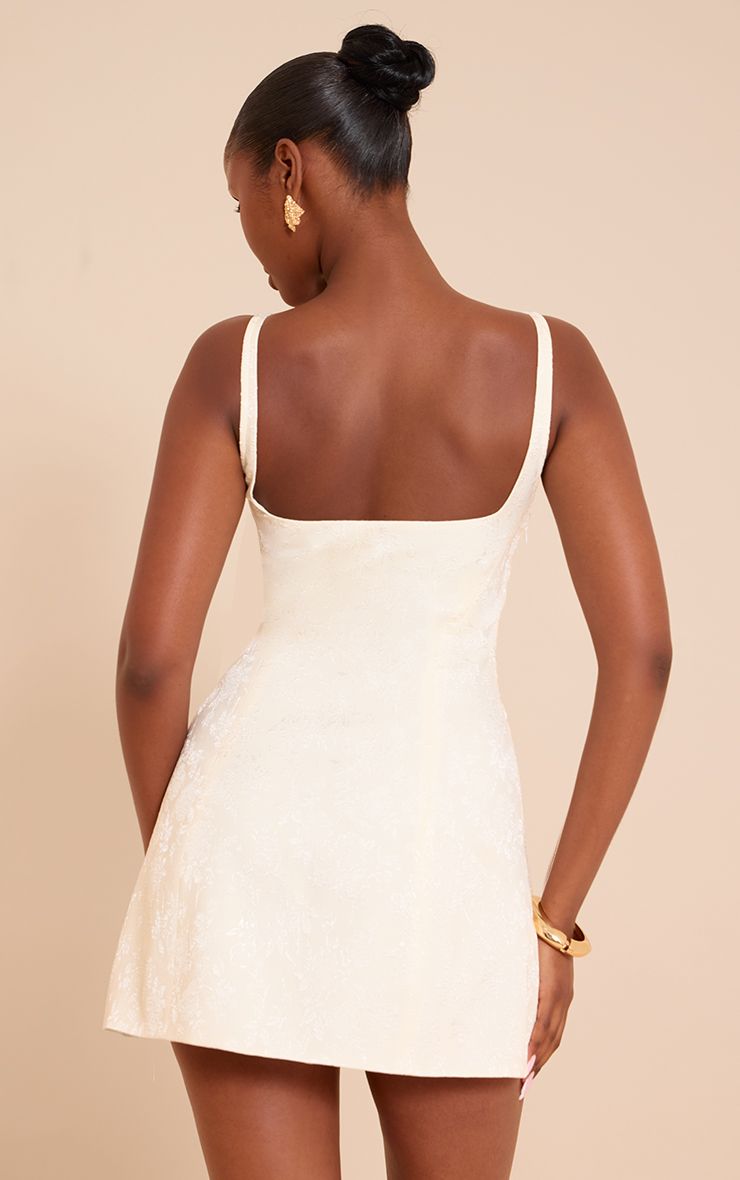 https://mediahub.prettylittlething.com/cnm7943_cream_xl_1