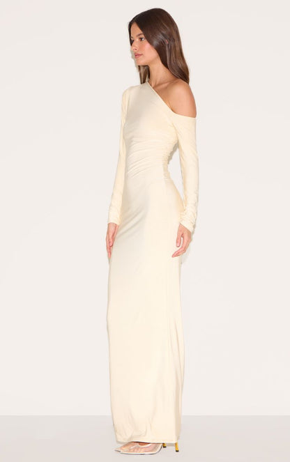 https://mediahub.prettylittlething.com/cnm7998_butter%20yellow_xl_2