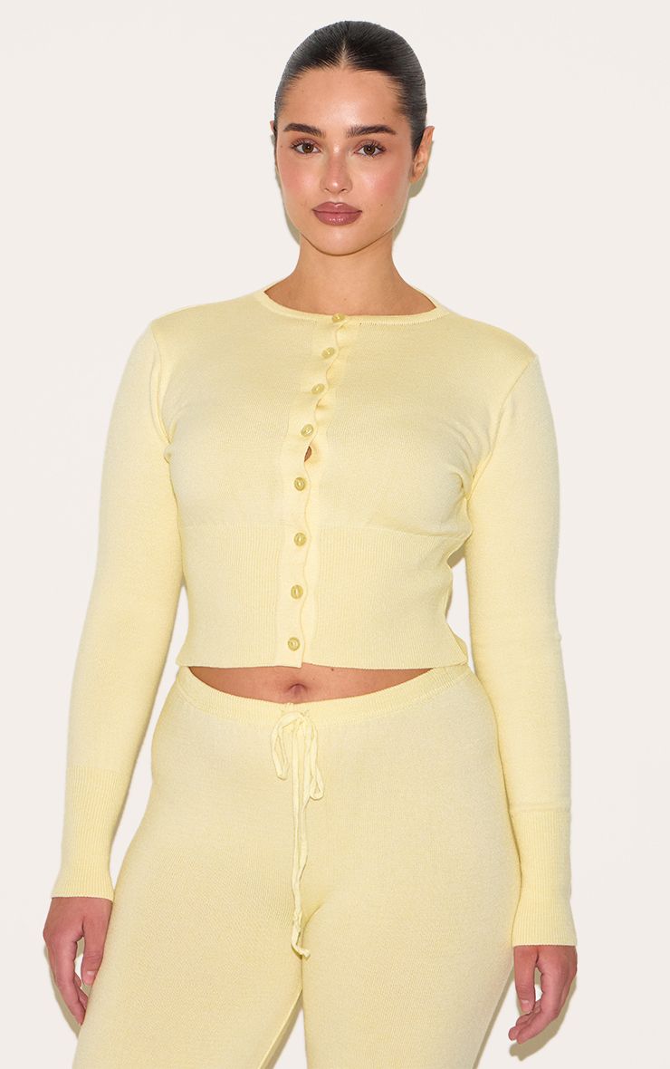https://mediahub.prettylittlething.com/cnm8090_lemon_xl_3