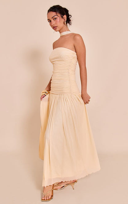https://mediahub.prettylittlething.com/cnm8165_cream_xl_2