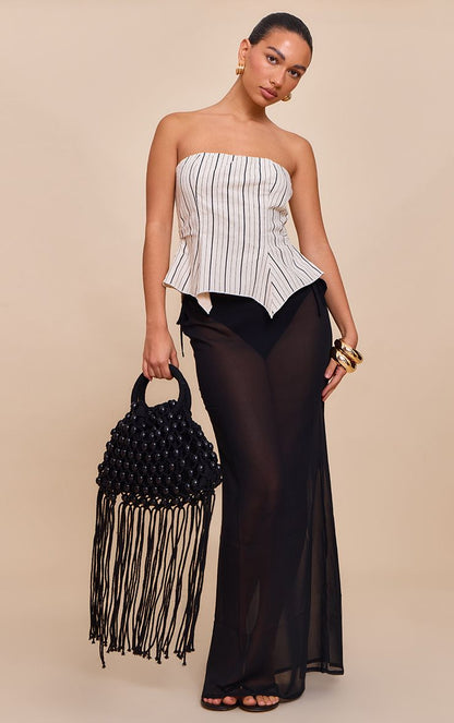https://mediahub.prettylittlething.com/cnm8224_black_xl