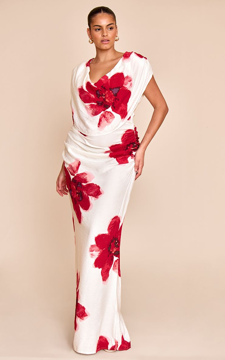 https://mediahub.prettylittlething.com/cnm8244_red_xl