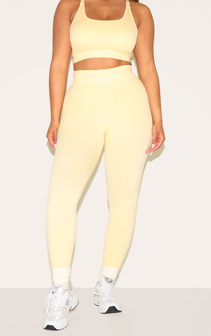 https://mediahub.prettylittlething.com/cnm8520_butter%20yellow_xl_1