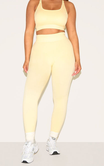 https://mediahub.prettylittlething.com/cnm8520_butter%20yellow_xl_1