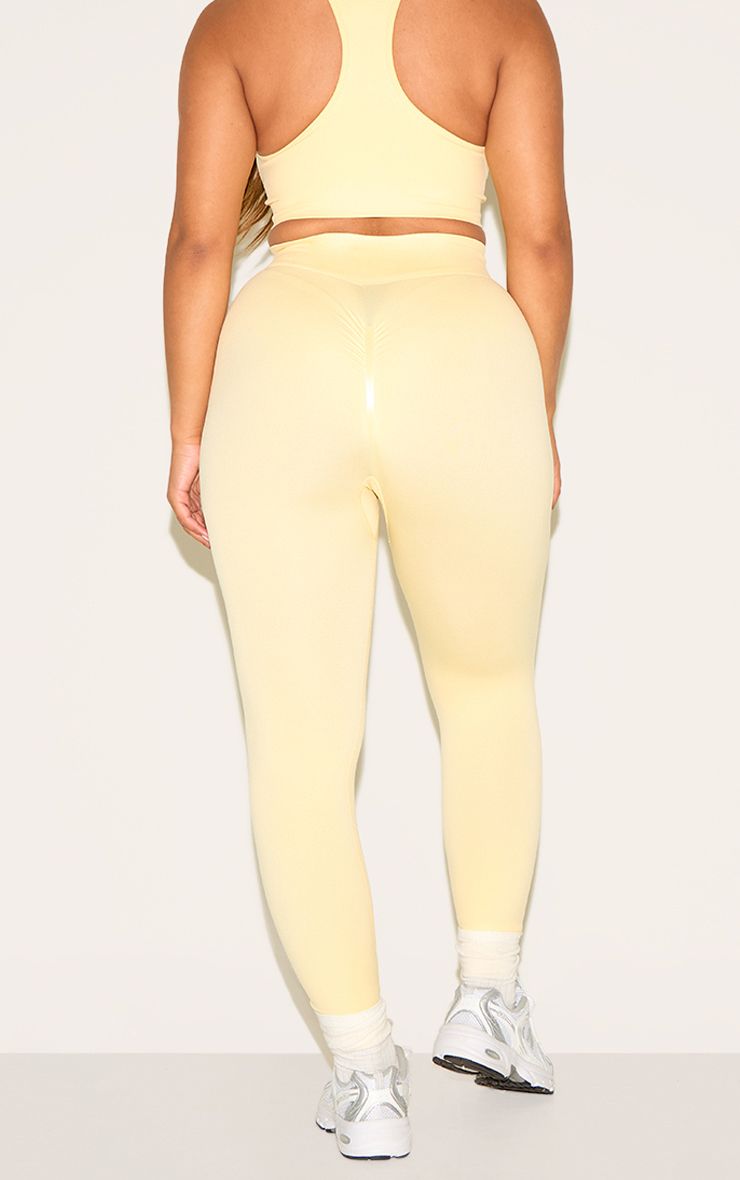 https://mediahub.prettylittlething.com/cnm8520_butter%20yellow_xl_2