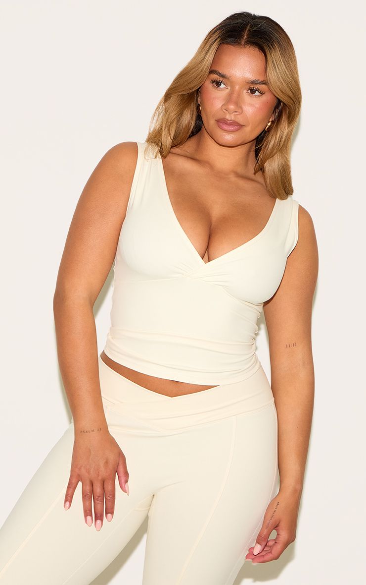 https://mediahub.prettylittlething.com/cnm8524_bone_xl