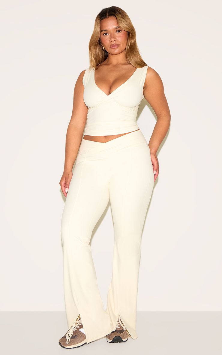 https://mediahub.prettylittlething.com/cnm8524_bone_xl_2