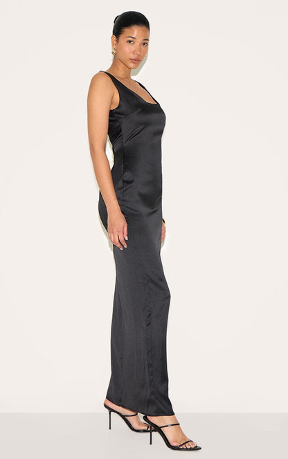 https://mediahub.prettylittlething.com/cnm8719_black_xl_2
