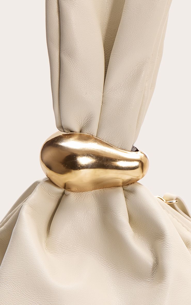 https://mediahub.prettylittlething.com/cnm9957_cream_xl_4