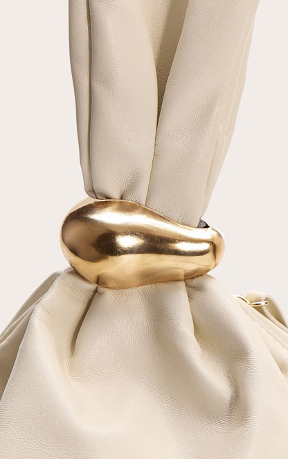 https://mediahub.prettylittlething.com/cnm9957_cream_xl_4