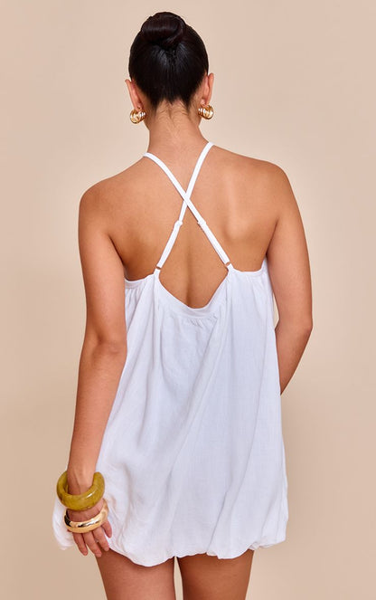 https://mediahub.prettylittlething.com/cnn0102_white_xl_1